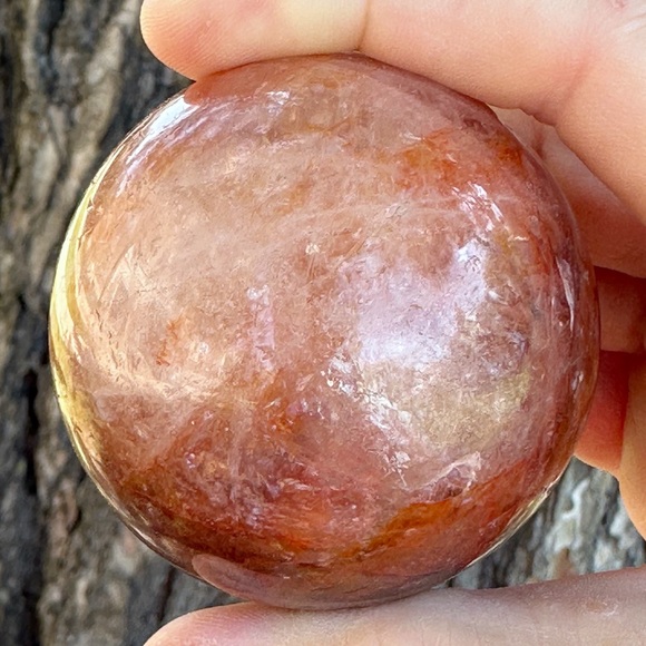 55mm Fire Quartz Sphere - Vibrant Rainbow Flashes, 0.248kg Healing Crystal - Picture 1 of 2